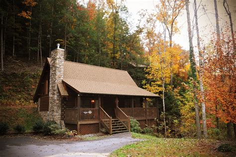 Explore the Great Outdoors: Discover Cabins near Magic Springs